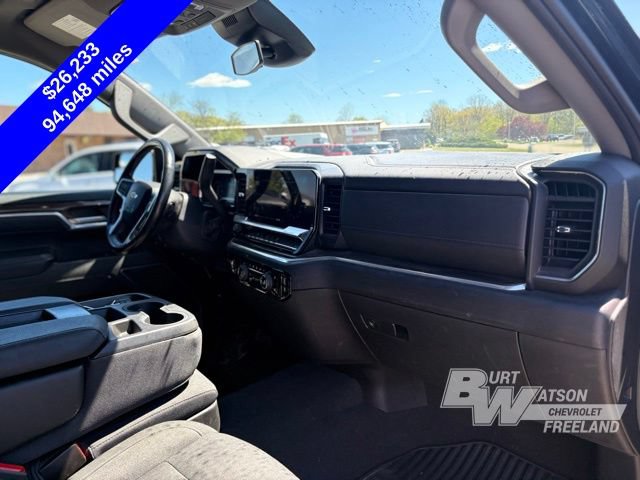 Used 2022 Chevrolet Silverado 1500 LT AWD/4WD image 30