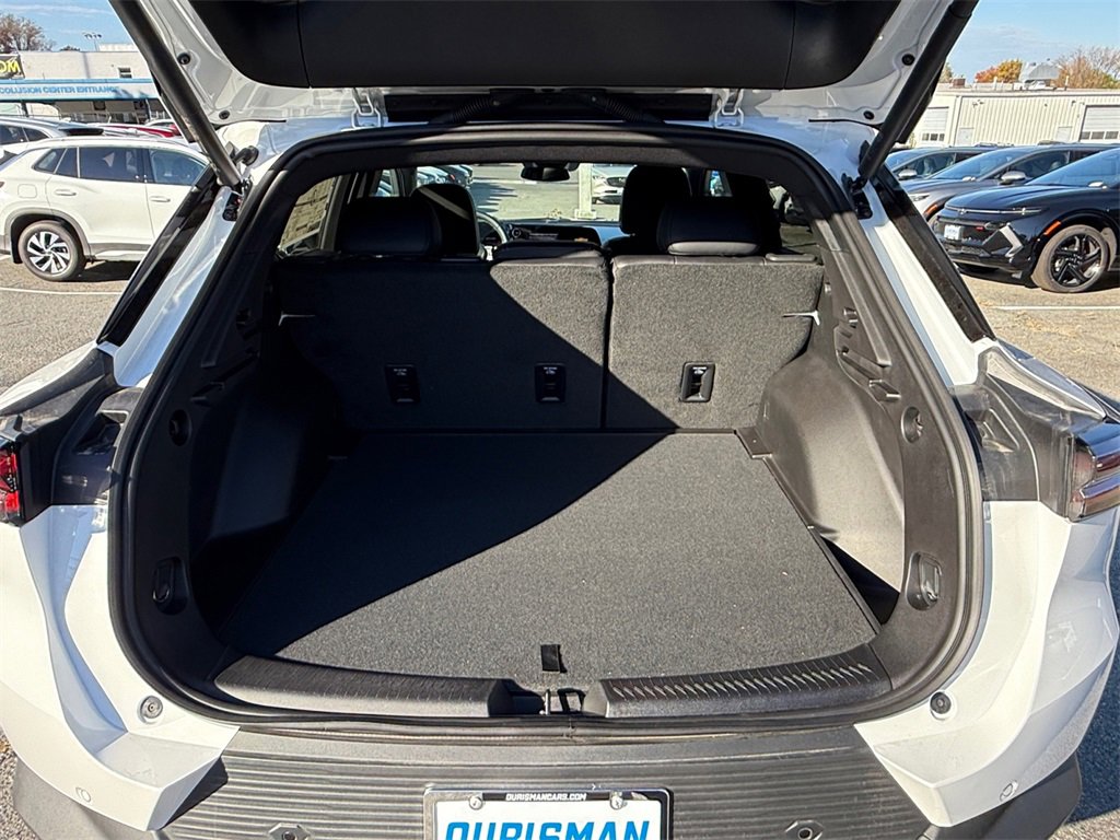 New 2026 Chevrolet Equinox EV LT image 21