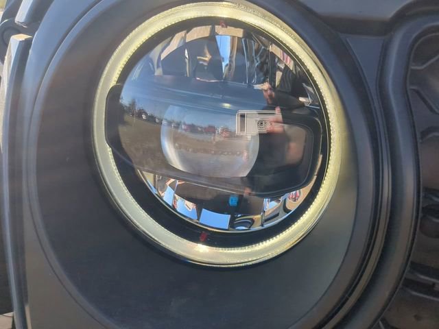 New 2025 Jeep Wrangler Unlimited Rubicon 4xe image 9