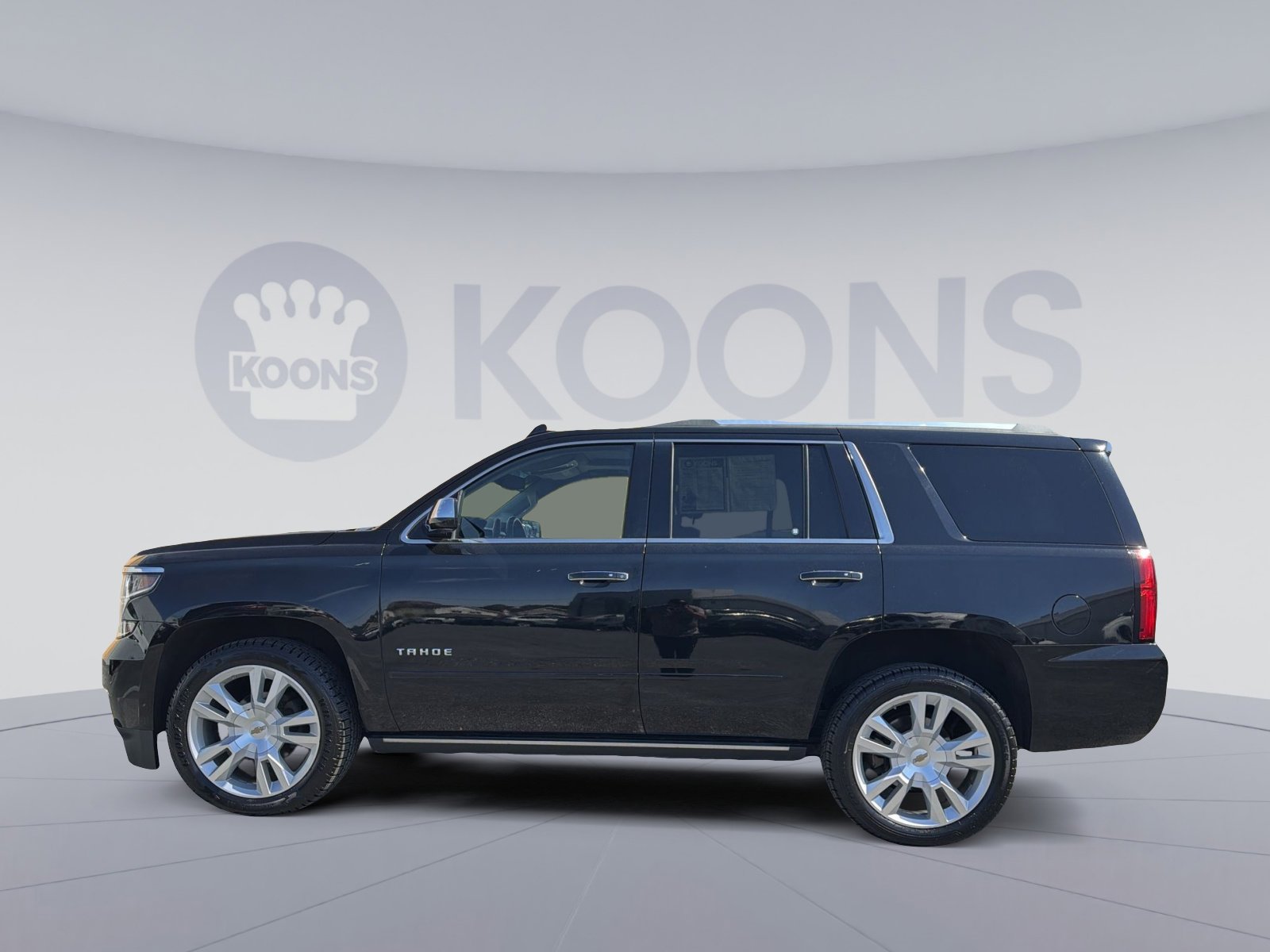 Used 2019 Chevrolet Tahoe Premier AWD/4WD image 7