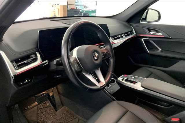 Used 2023 BMW X1 xDrive28i w/ Convenience Package AWD/4WD image 7