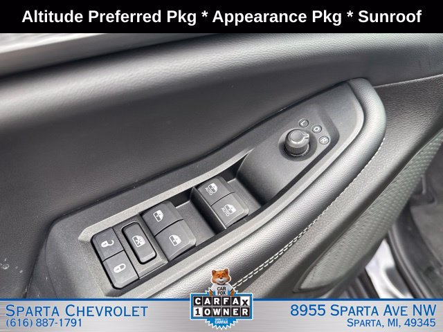 Used 2024 Jeep Grand Cherokee Altitude AWD/4WD image 11