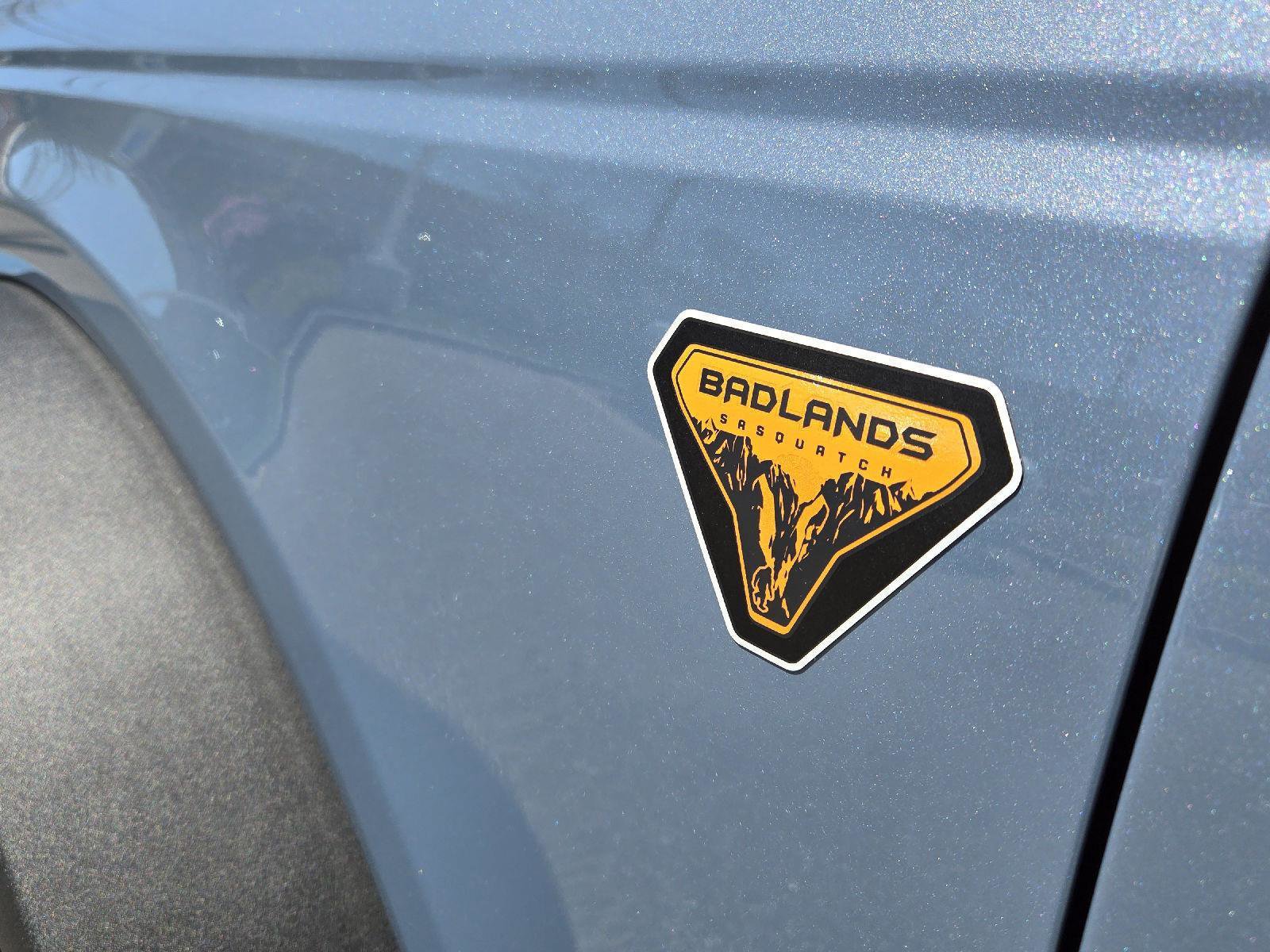 Used 2024 Ford Bronco Badlands AWD/4WD image 9