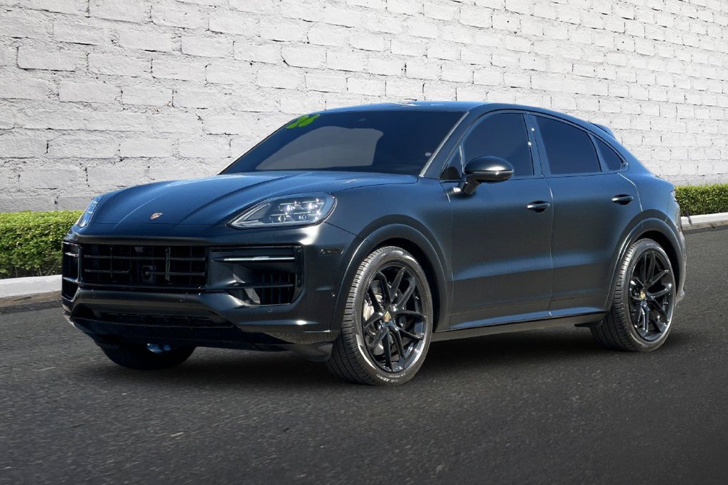 Used 2026 Porsche Cayenne GTS AWD/4WD image 8