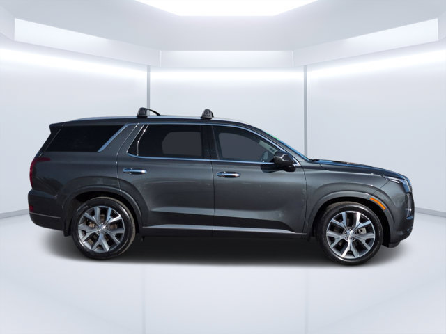 Used 2022 Hyundai Palisade Limited FWD image 2