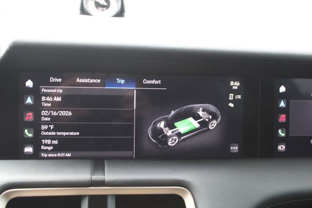 Used 2022 Porsche Taycan 4S image 27