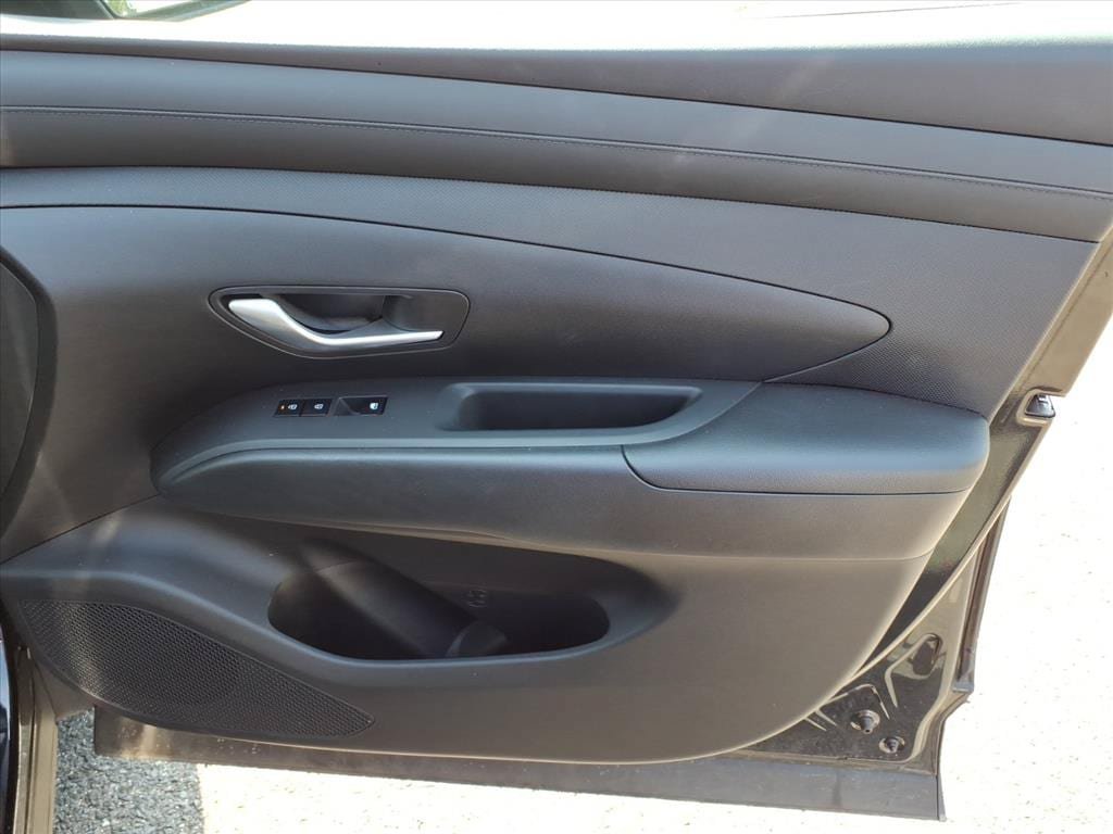 Used 2025 Hyundai Tucson SEL AWD/4WD image 14