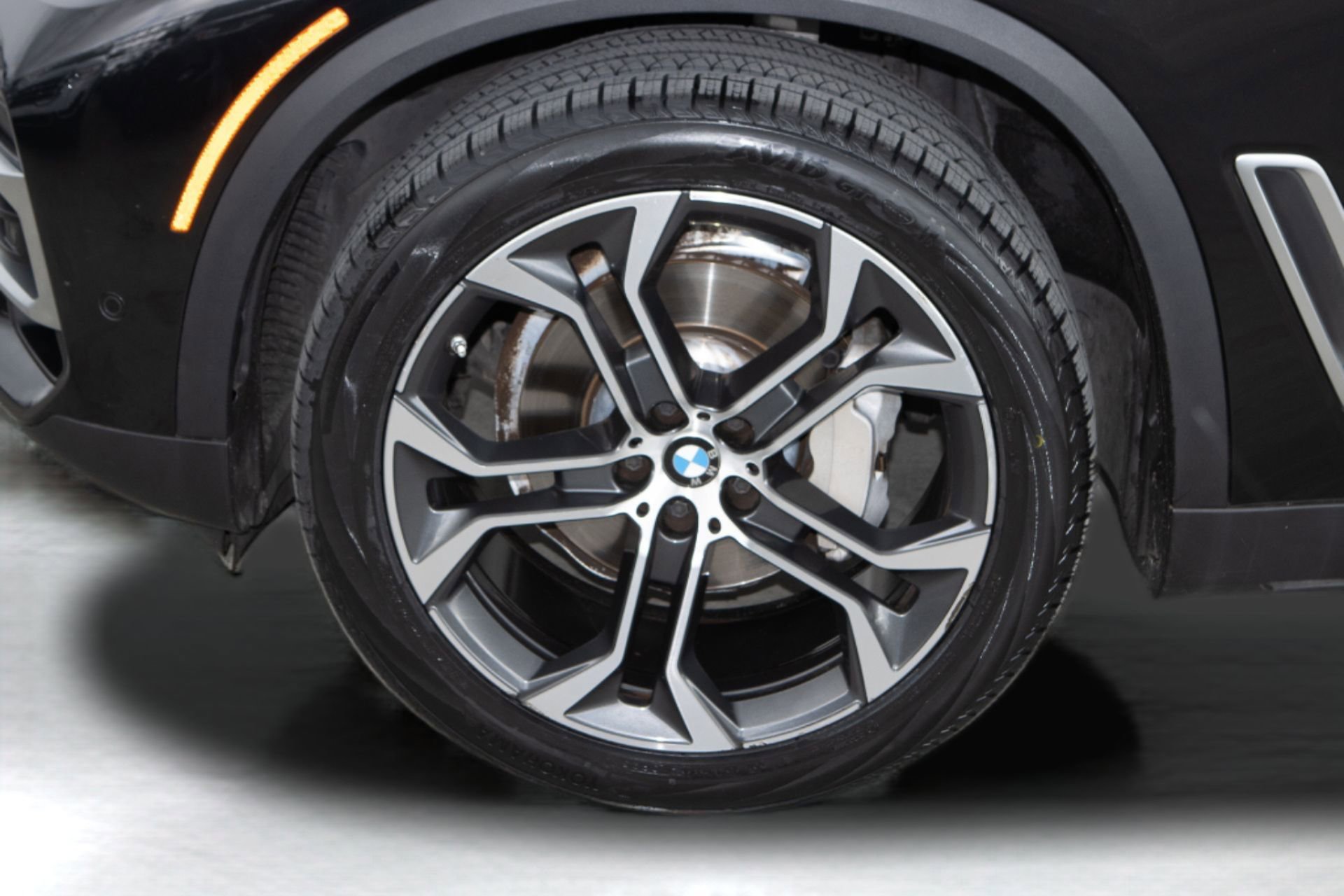 Used 2022 BMW X5 sDrive40i w/ Premium Package image 36