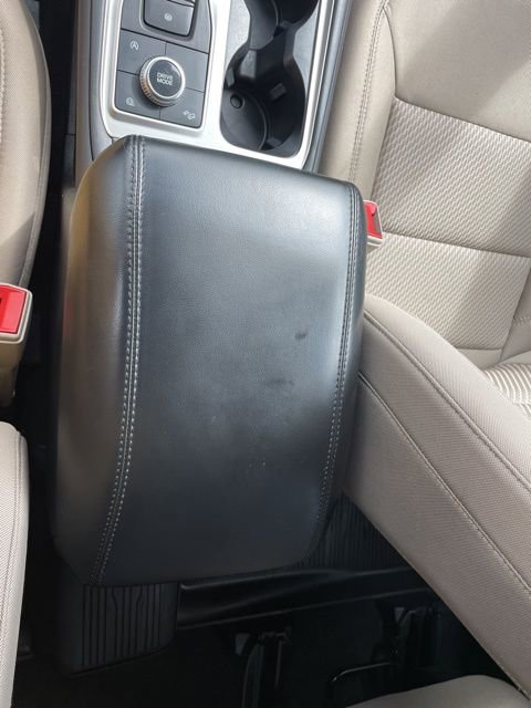 Used 2023 Ford Explorer XLT image 38