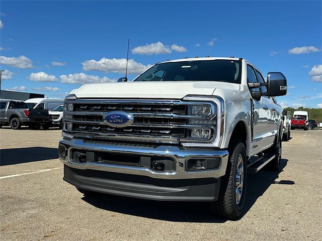 New 2026 Ford F350 Lariat w/ Chrome Package image 3