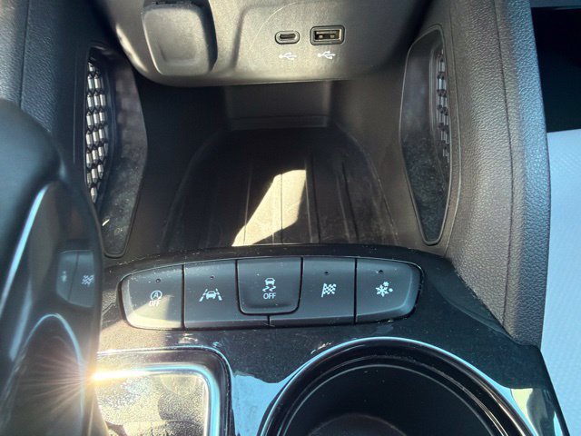 Used 2024 Chevrolet TrailBlazer LT w/ LT Cold Weather Package FWD image 26