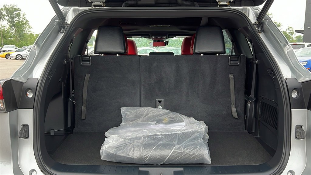 Used 2022 Toyota Highlander XSE image 38
