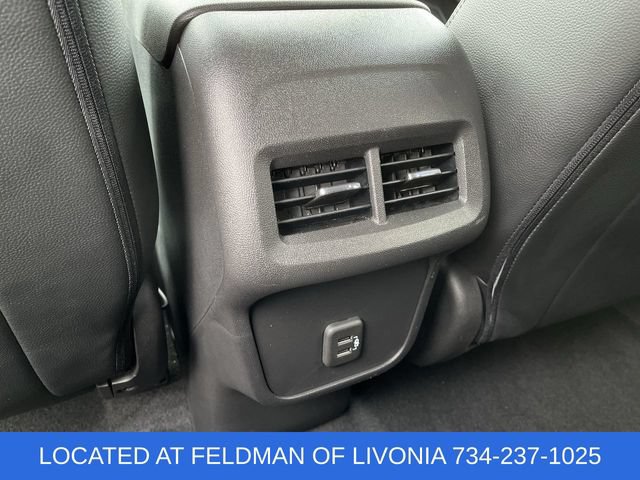 Certified 2019 Chevrolet Equinox LT w/ Driver Convenience Package FWD image 20