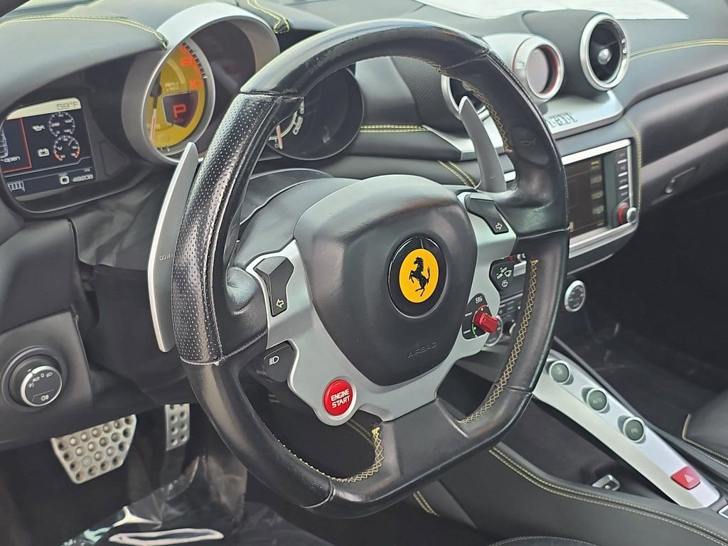 Used 2016 Ferrari California T image 14