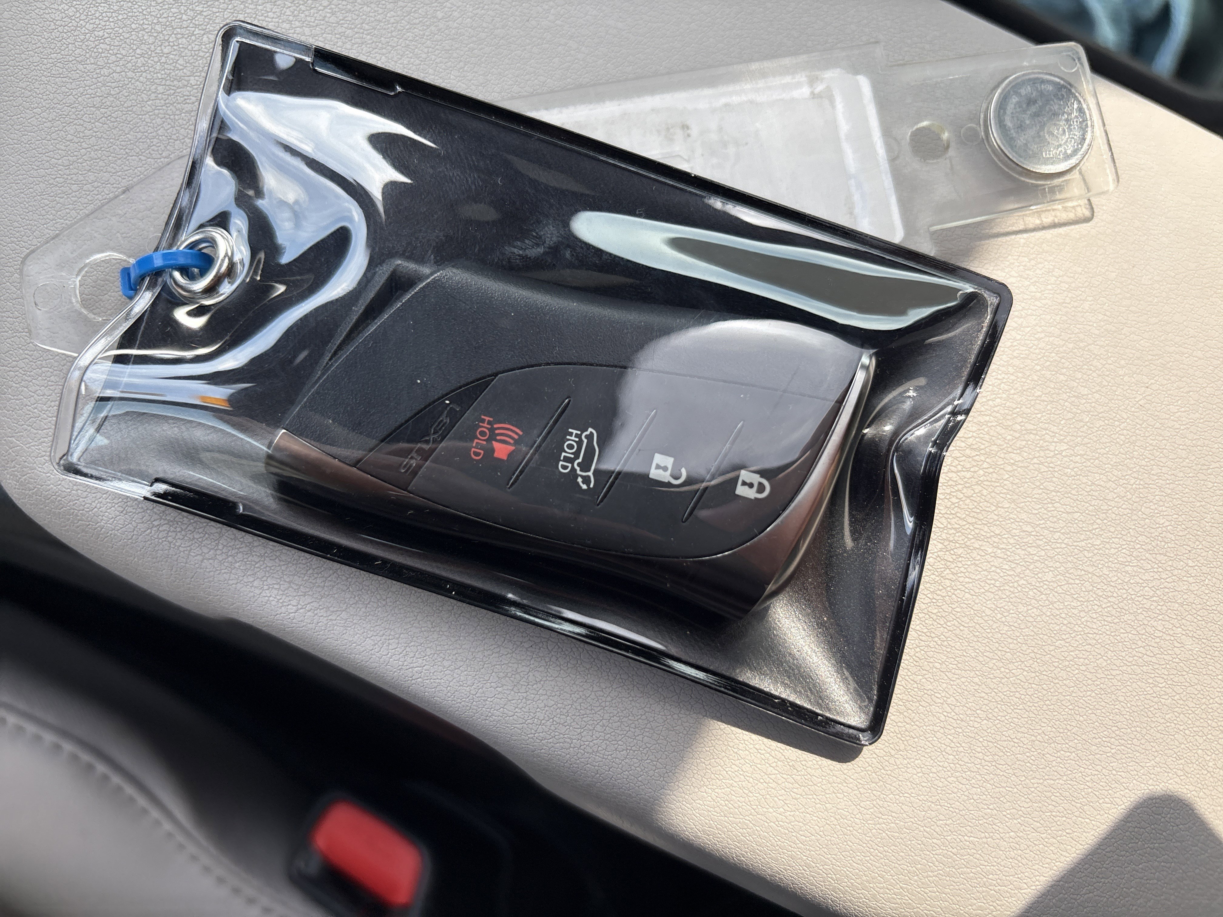 Used 2023 Lexus UX 250h AWD w/ Premium Package image 36