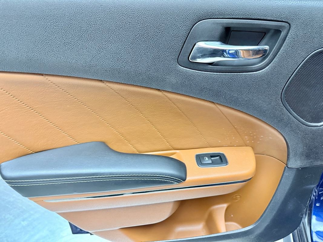 Used 2015 Dodge Charger SRT Hellcat w/ Harman/Kardon Audio Group image 16