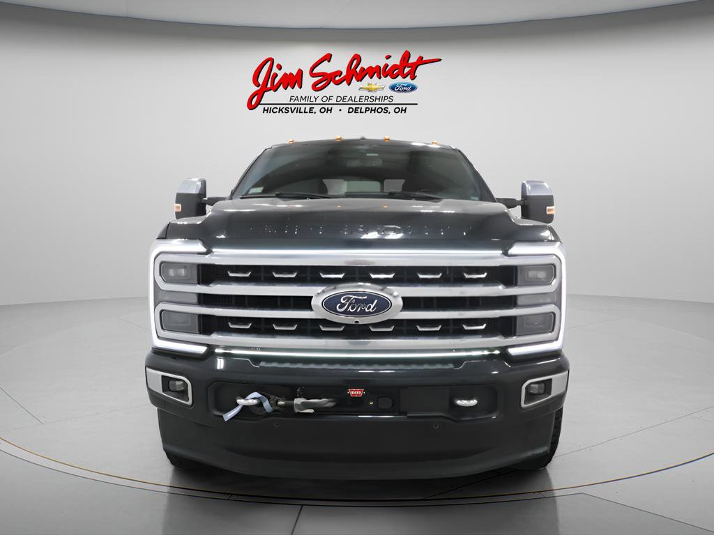 Used 2024 Ford F350 Platinum w/ FX4 Off-Road Package AWD/4WD image 3