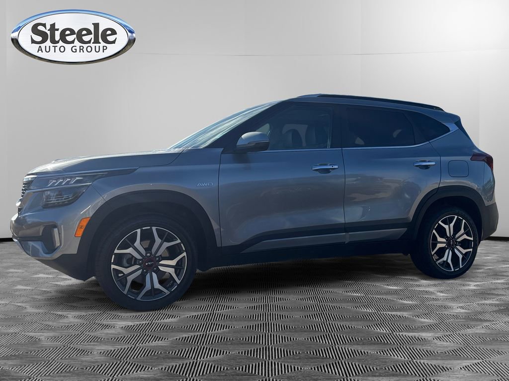 Used 2023 Kia Seltos SX image 2