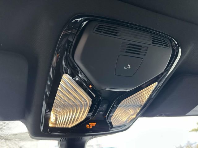 Used 2022 BMW 530i xDrive w/ M Sport Package image 32