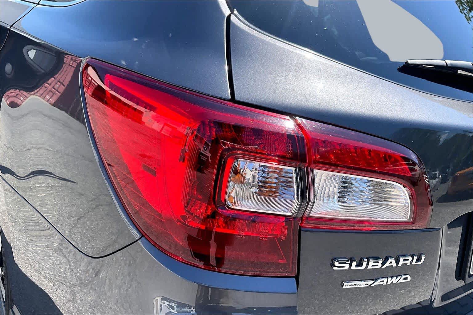 Used 2019 Subaru Outback 2.5i Limited AWD/4WD image 28