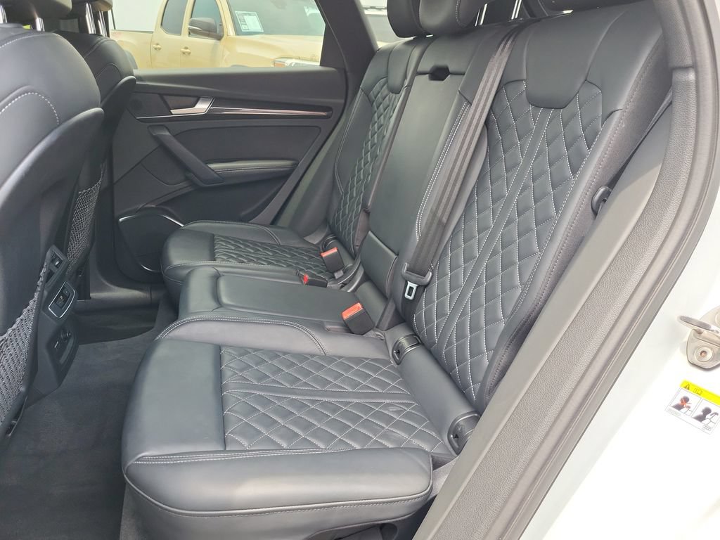 Used 2022 Audi SQ5 Premium Plus w/ Premium Plus Package AWD/4WD image 15