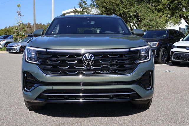 New 2026 Volkswagen Atlas Cross Sport SEL Premium R-Line image 2