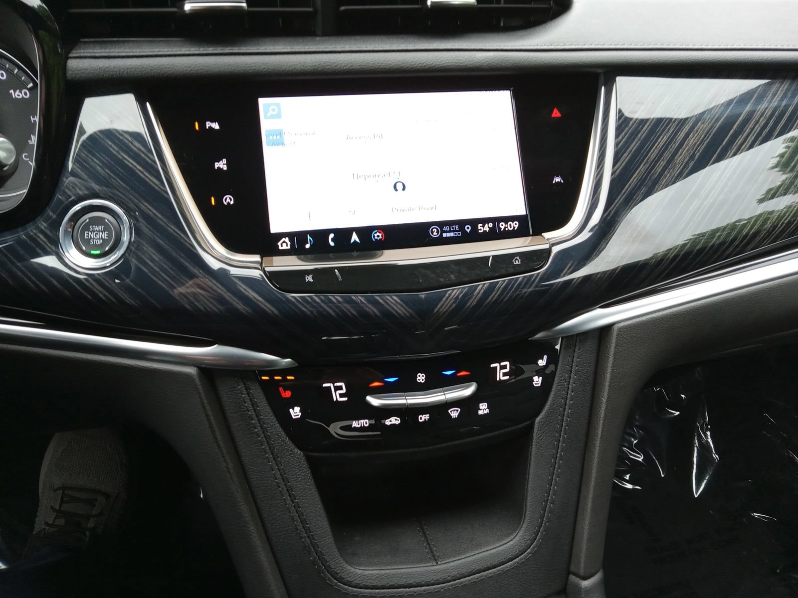 Used 2024 Cadillac XT6 Premium Luxury w/ Technology Package AWD/4WD image 16