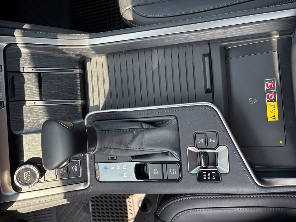 Certified 2025 Lexus GX 550 AWD/4WD image 18