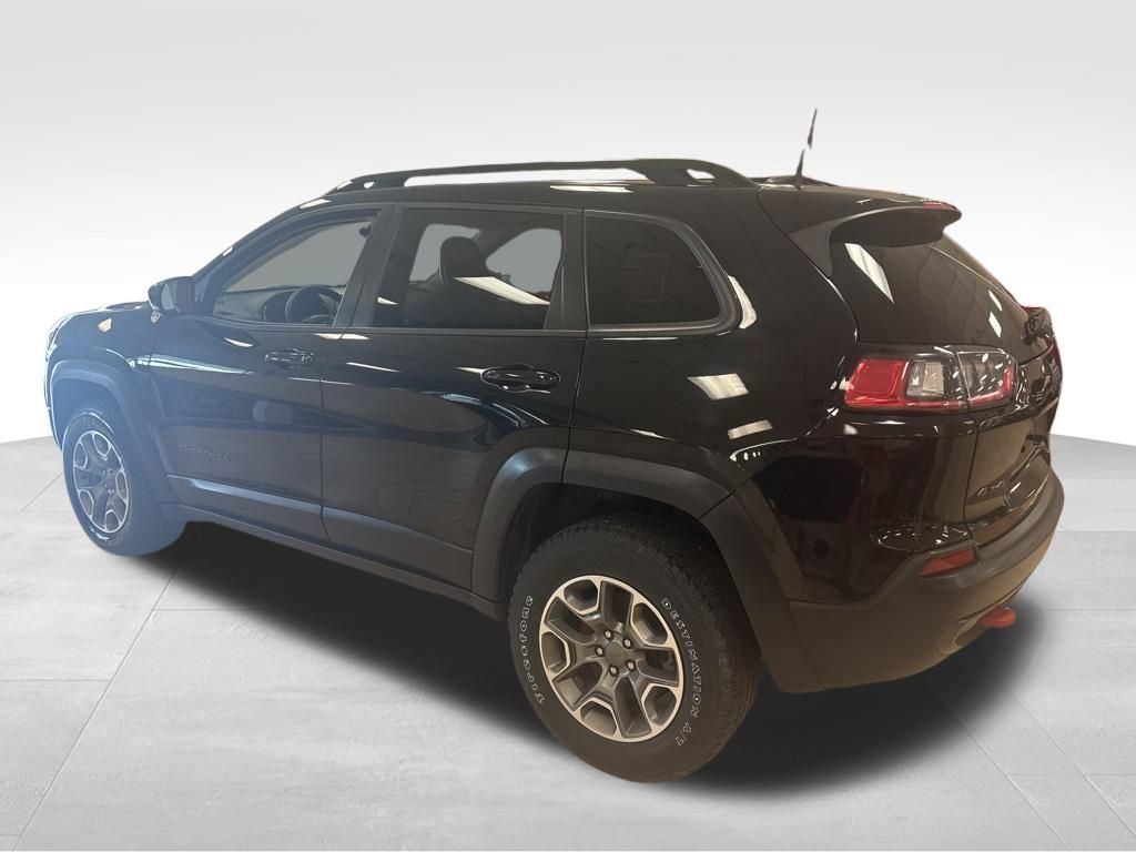 Used 2022 Jeep Cherokee Trailhawk image 4