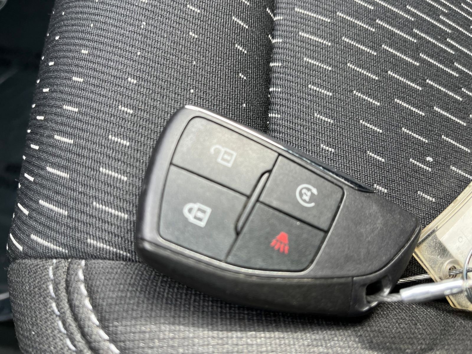 Used 2025 Chevrolet Equinox LT image 21