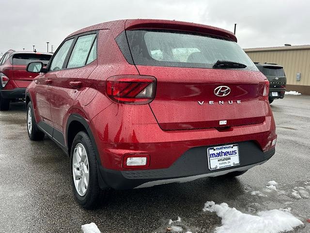 New 2026 Hyundai Venue SE image 3