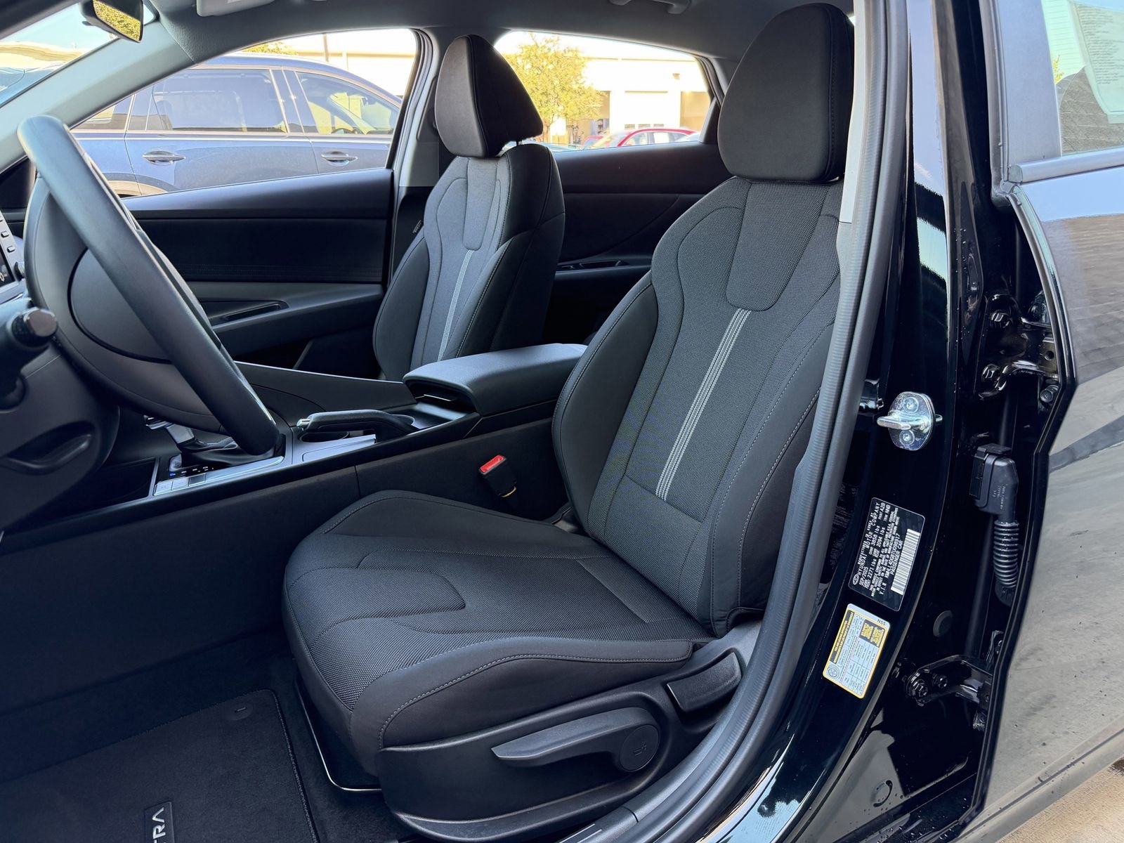 Certified 2026 Hyundai Elantra SE FWD image 22