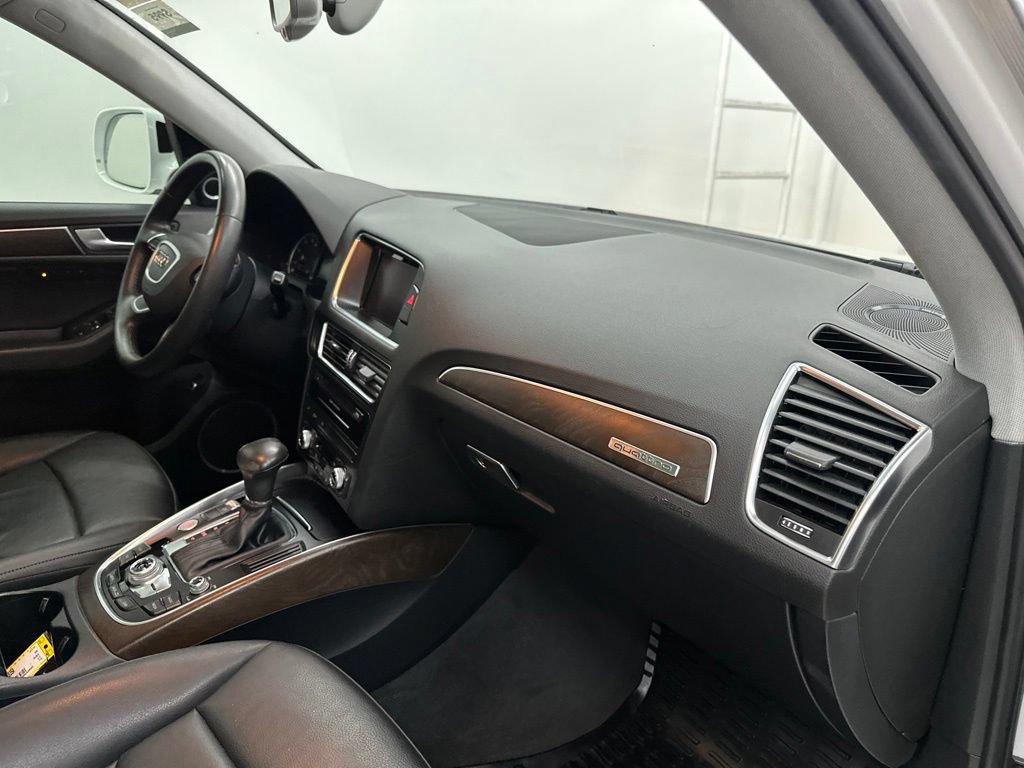 Used 2017 Audi Q5 2.0T Premium Plus w/ Technology Package AWD/4WD image 27
