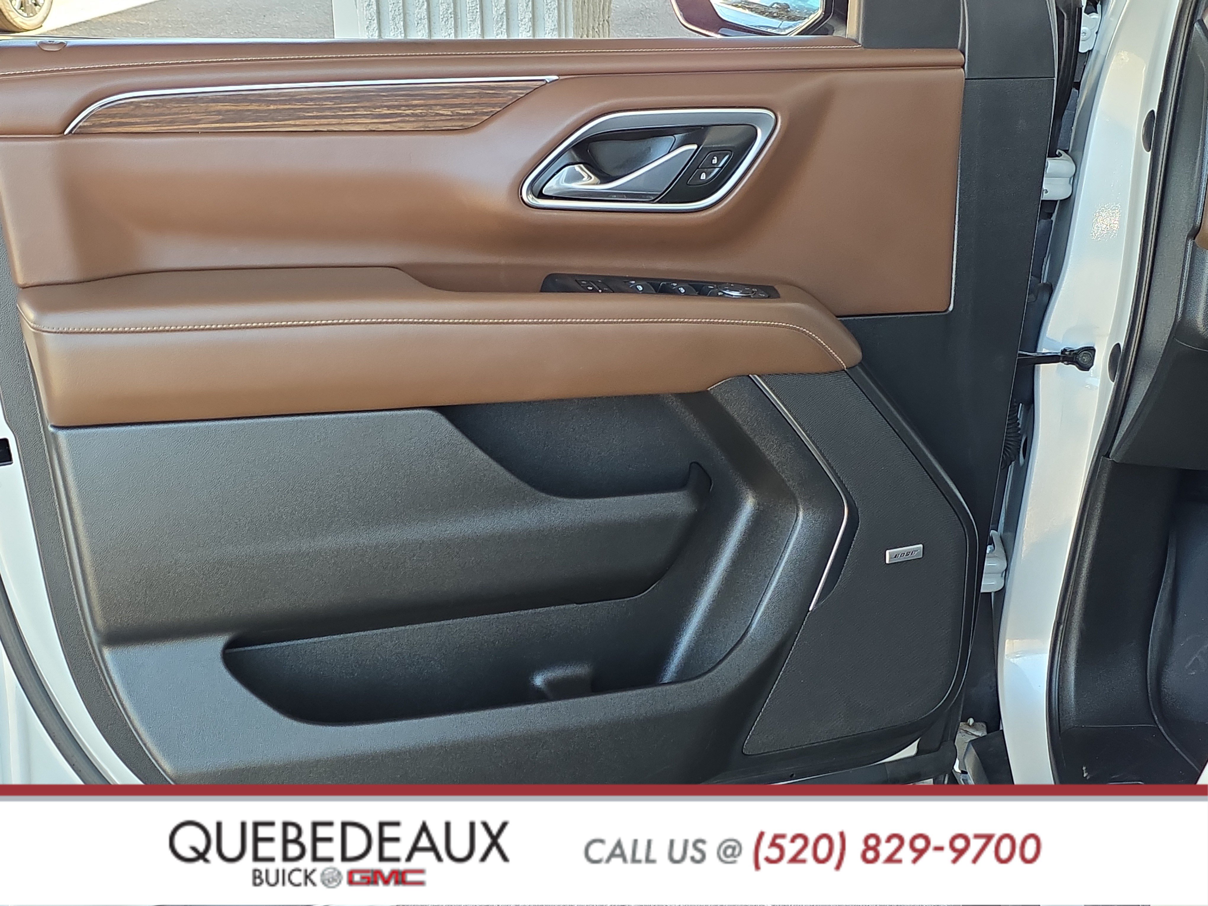 Used 2021 Chevrolet Tahoe High Country w/ Premium Package AWD/4WD image 9