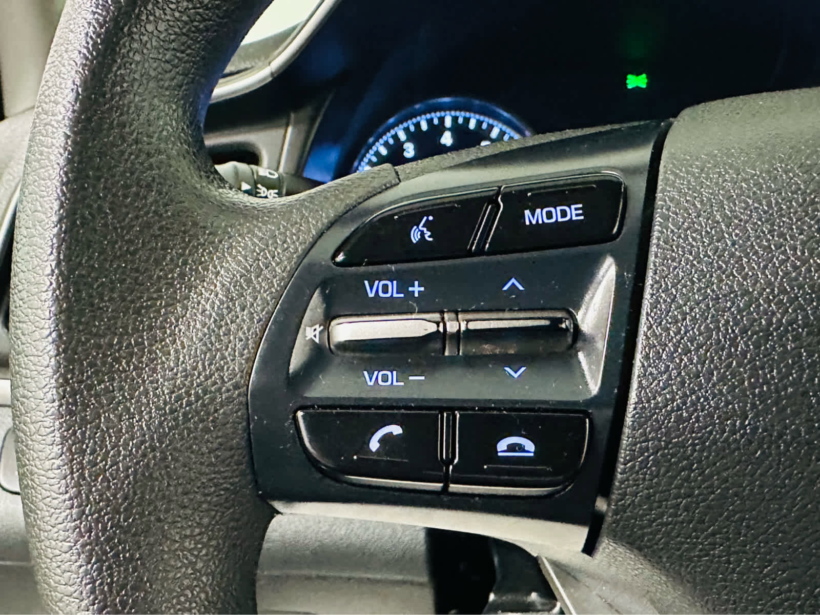 Used 2019 Hyundai Elantra SEL w/ Cargo Package FWD image 15