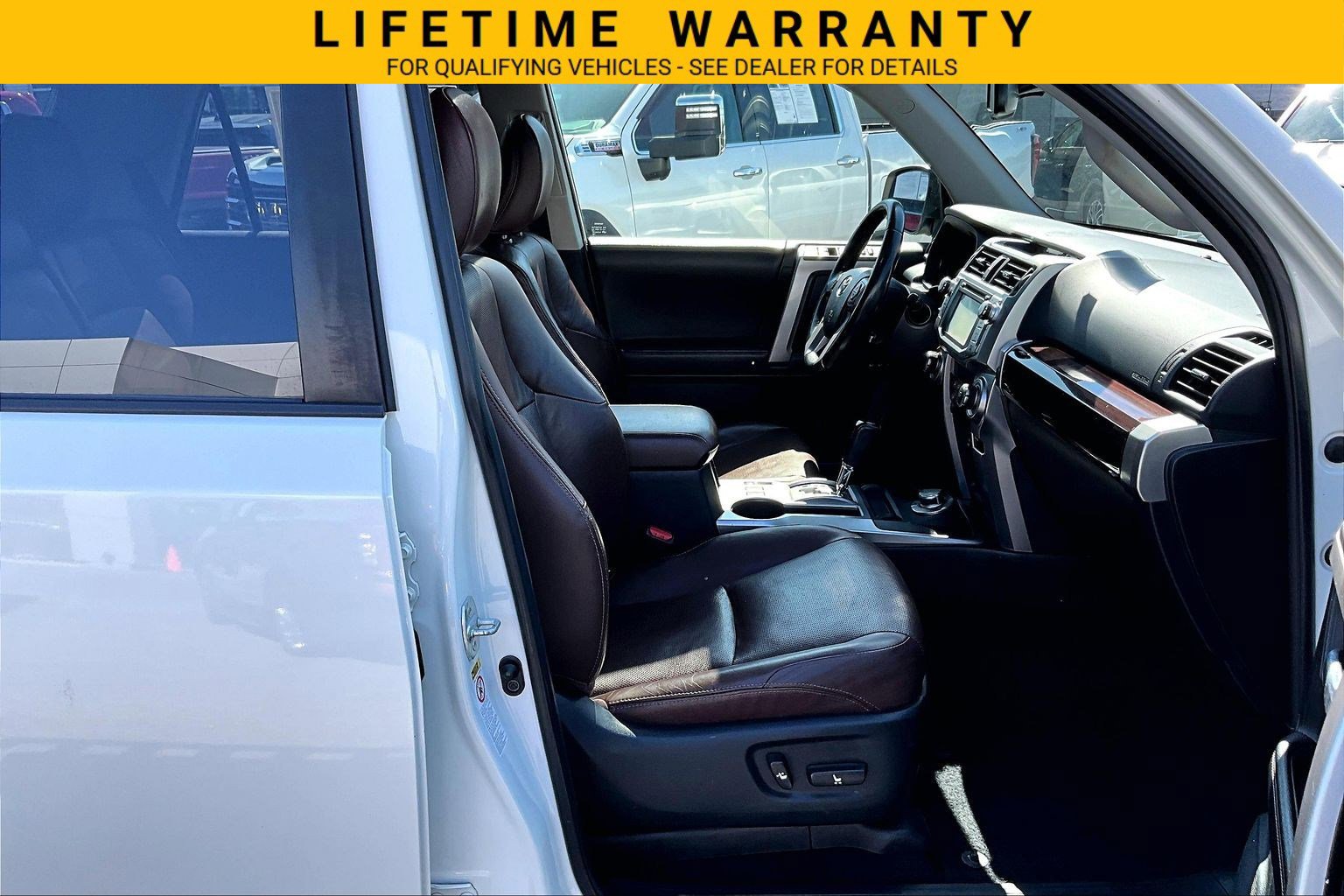 Used 2018 Toyota 4Runner Limited AWD/4WD image 7