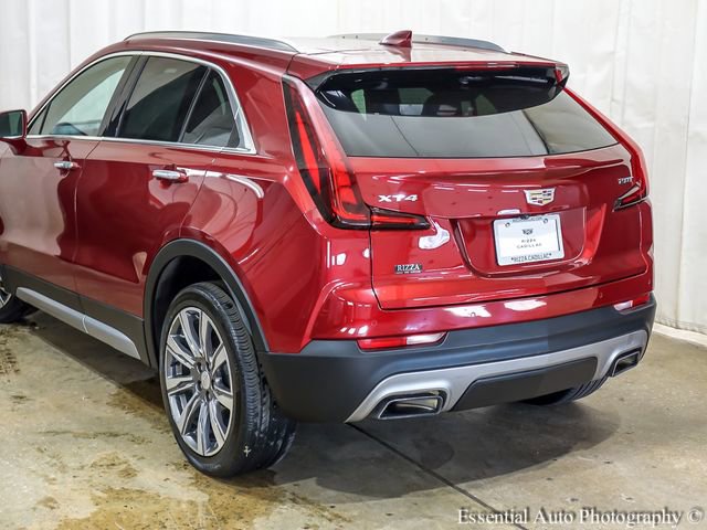 Used 2019 Cadillac XT4 Premium Luxury w/ Cold Weather Package FWD image 5