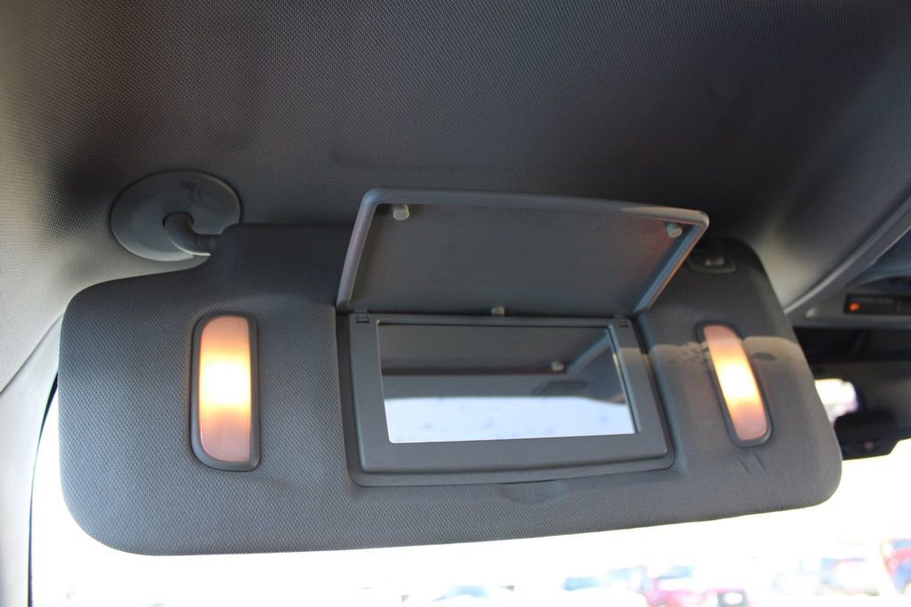 Used 2017 Chevrolet Equinox Premier w/ Enhanced Convenience Package image 41