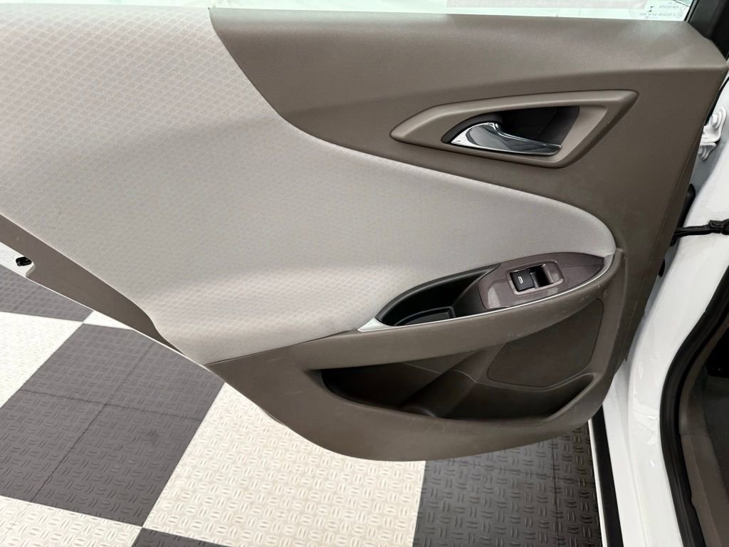 Used 2020 Chevrolet Malibu LT w/ Fleet LT Safety Plus Package image 14