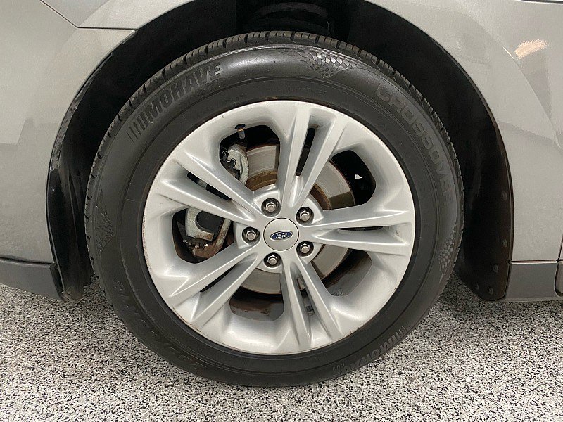 Used 2014 Ford Taurus SEL w/ Equipment Group 201A image 18