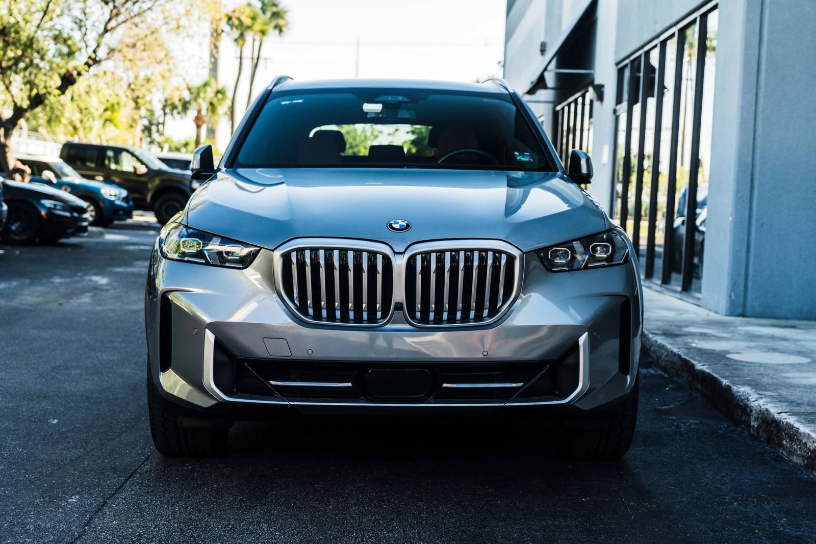 Used 2024 BMW X5 xDrive40i w/ Executive Package AWD/4WD image 4