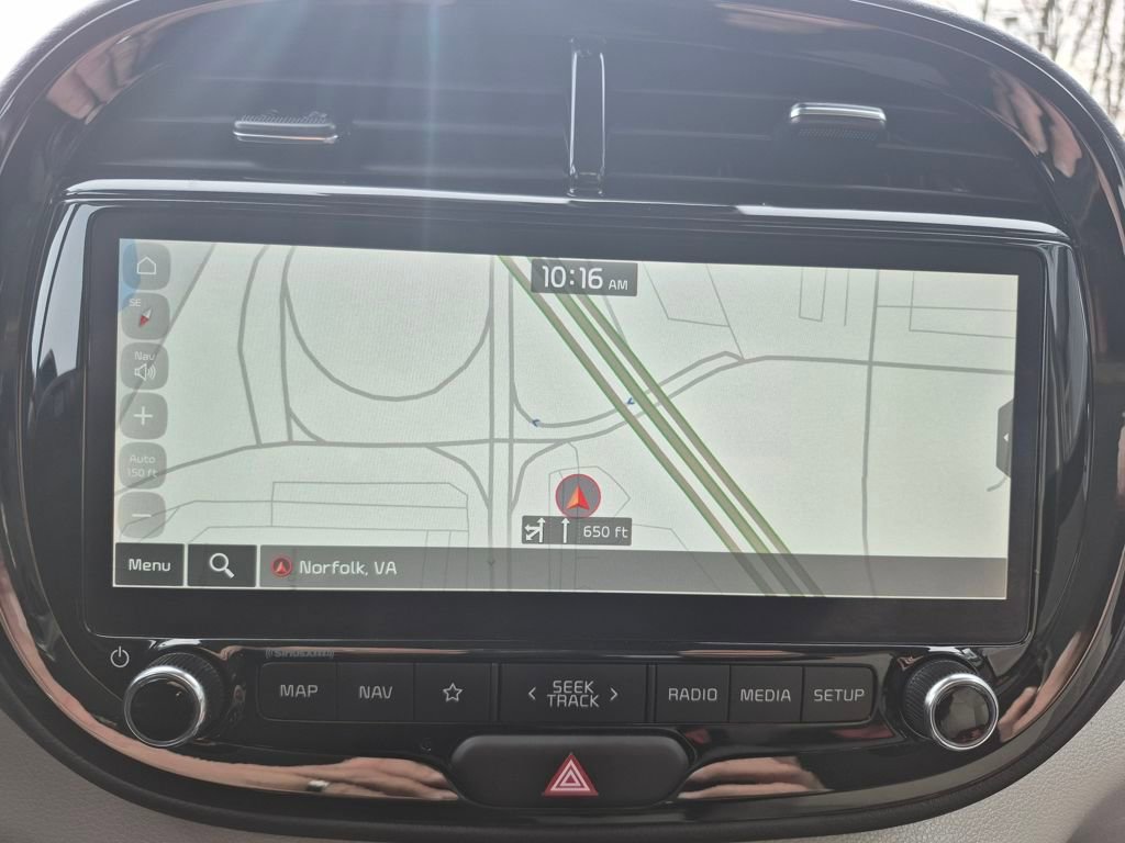 Used 2025 Kia Soul EX image 18