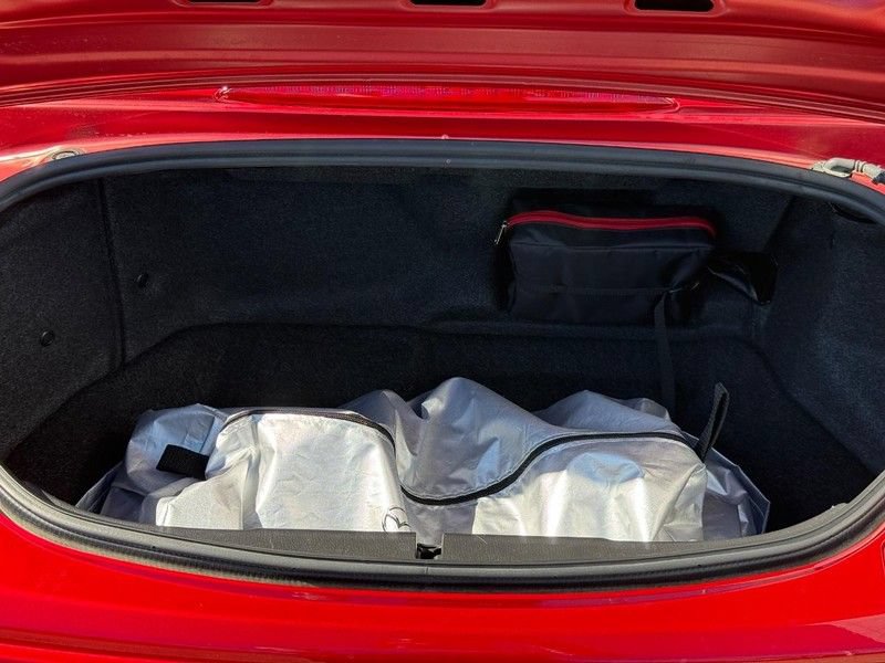 Used 2016 MAZDA MX-5 Miata Grand Touring RWD image 9