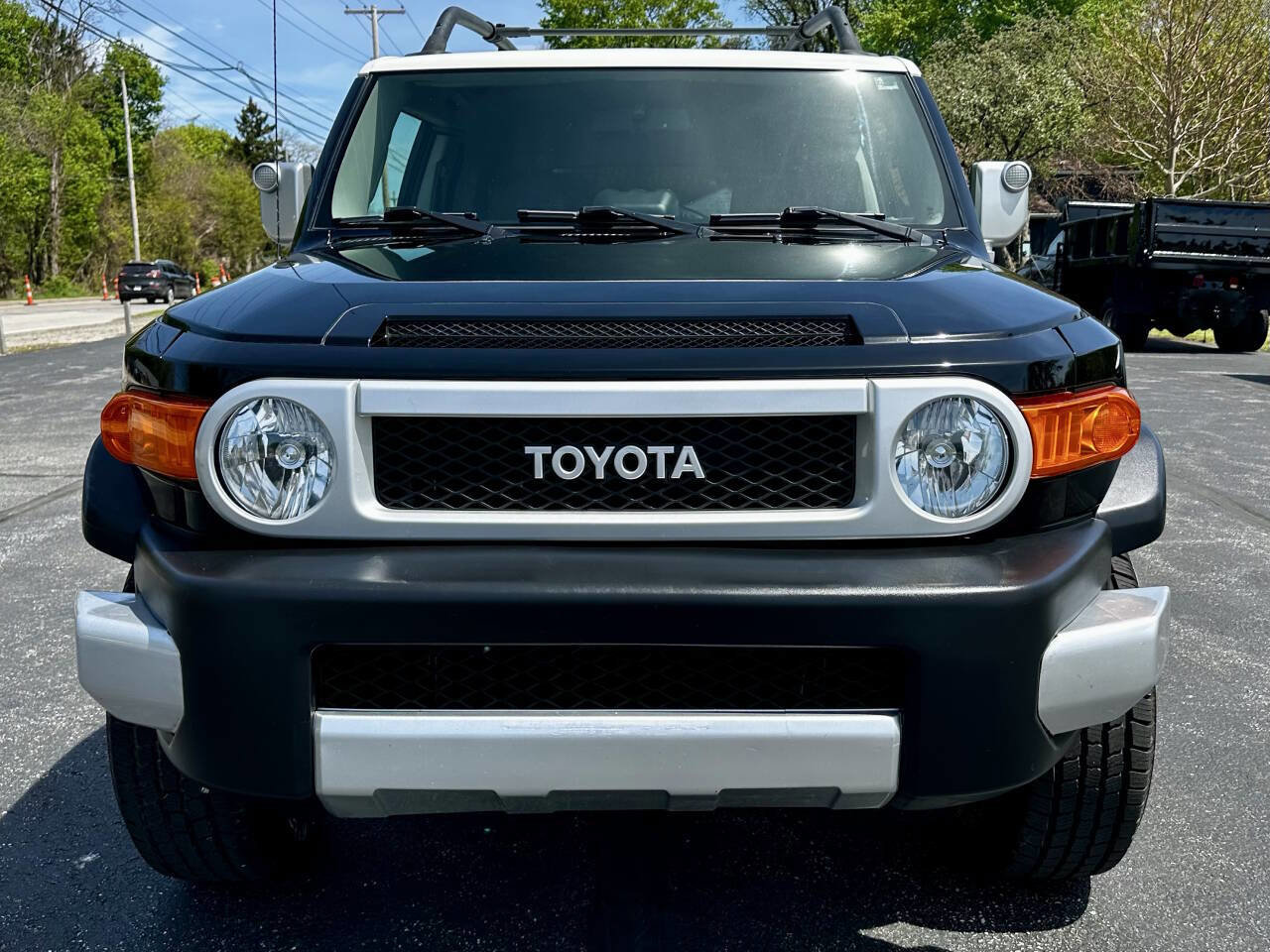Used 2012 Toyota FJ Cruiser 4WD w/ Upgrade Pkg image 8