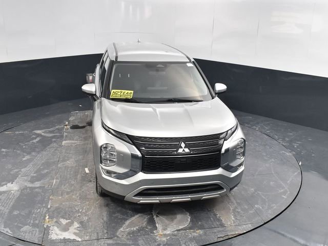 Used 2024 Mitsubishi Outlander SE image 36