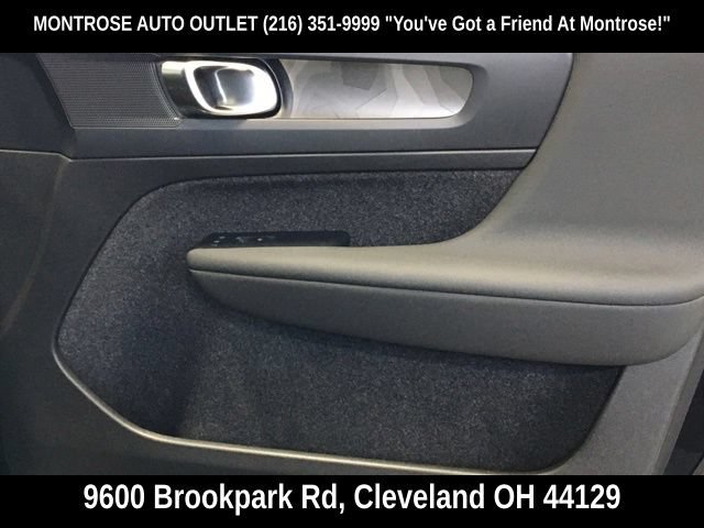 New 2024 Volvo XC40 Recharge Plus w/ Protection Package Premier RWD image 35