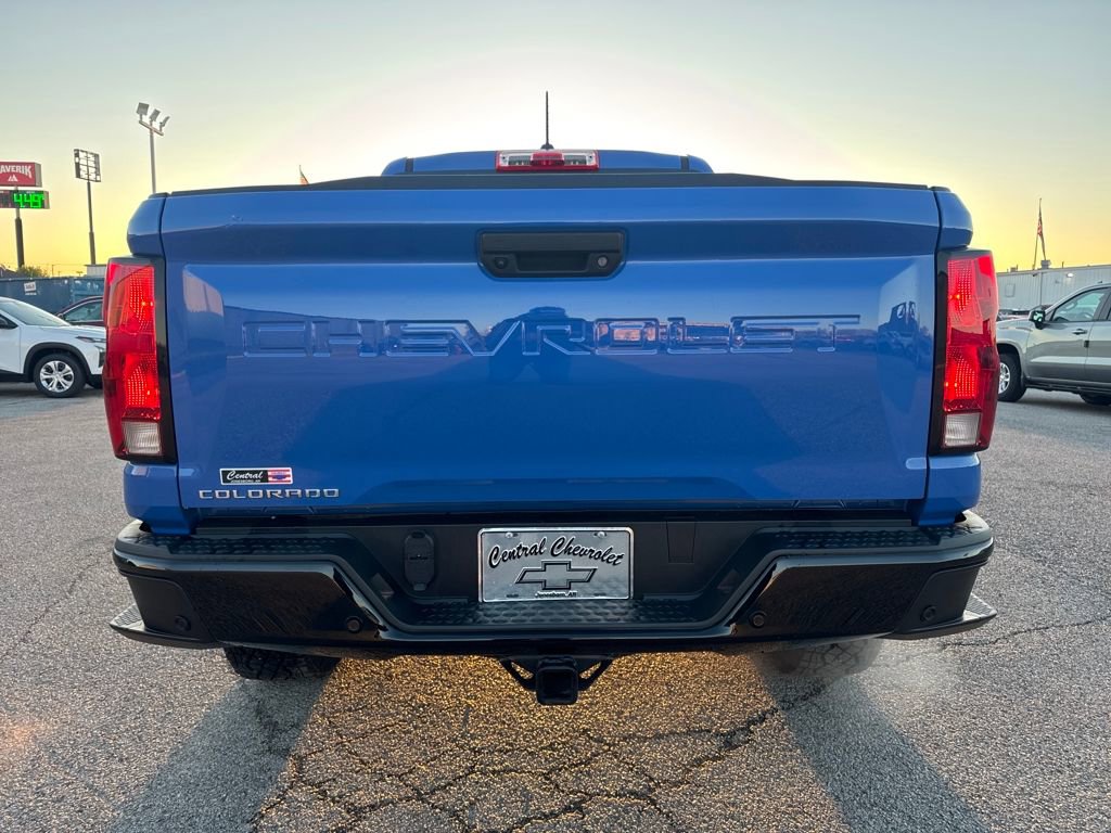 Used 2025 Chevrolet Colorado Trail Boss image 5