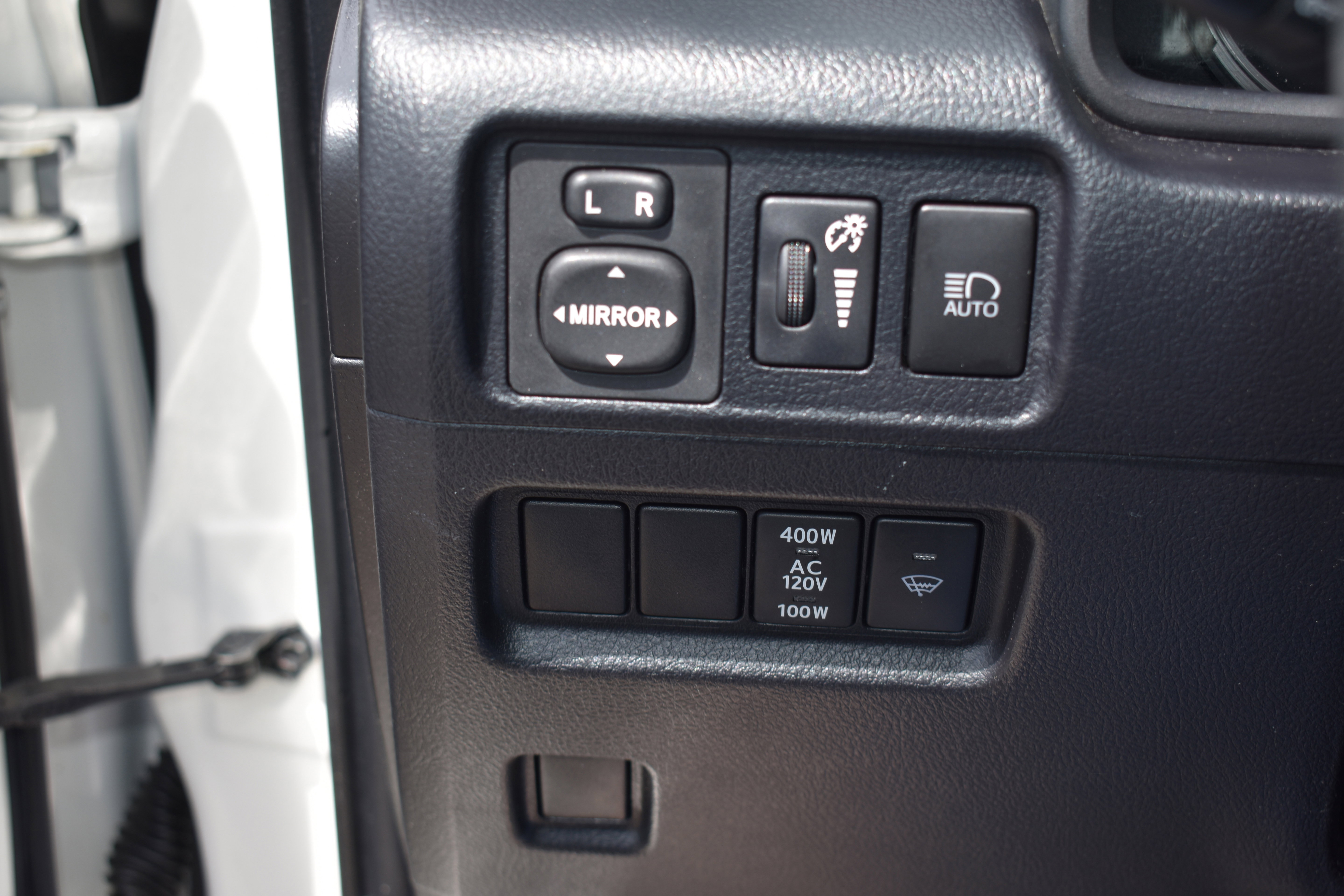 Used 2022 Toyota 4Runner TRD Off-Road Premium AWD/4WD image 16