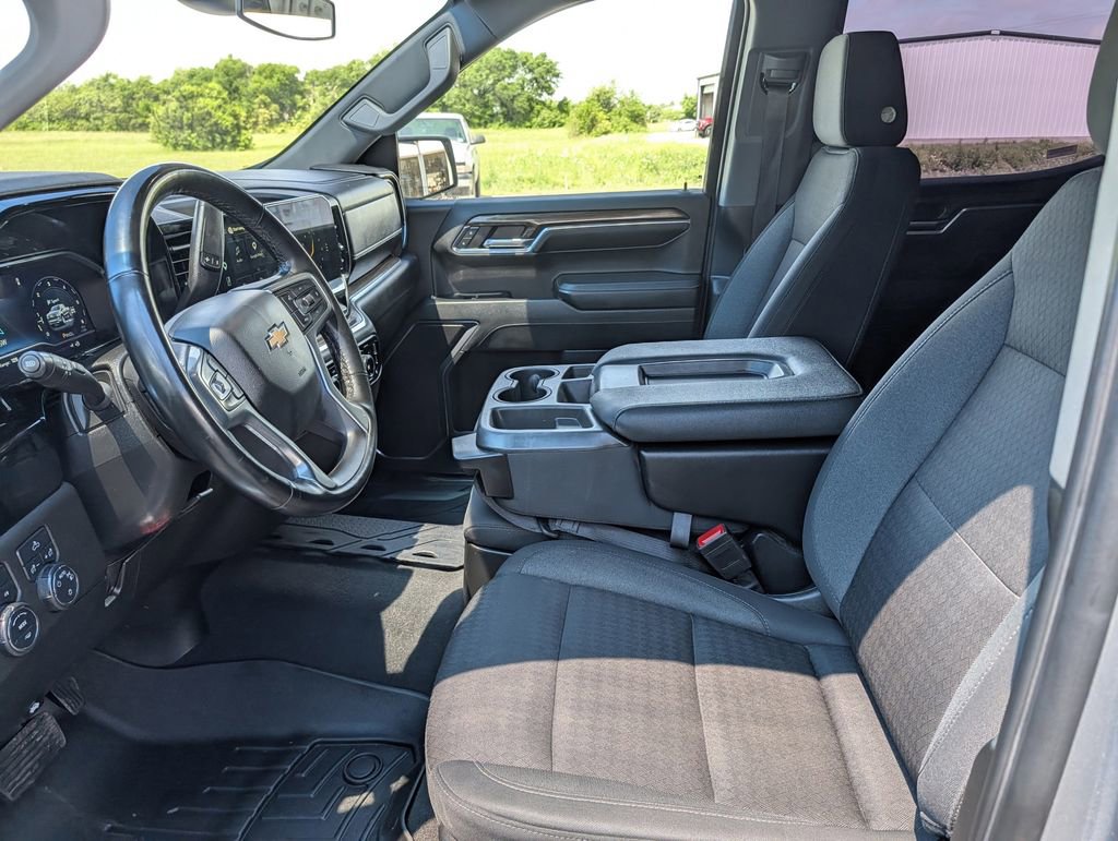 Used 2023 Chevrolet Silverado 1500 LT w/ Protection Package AWD/4WD image 26