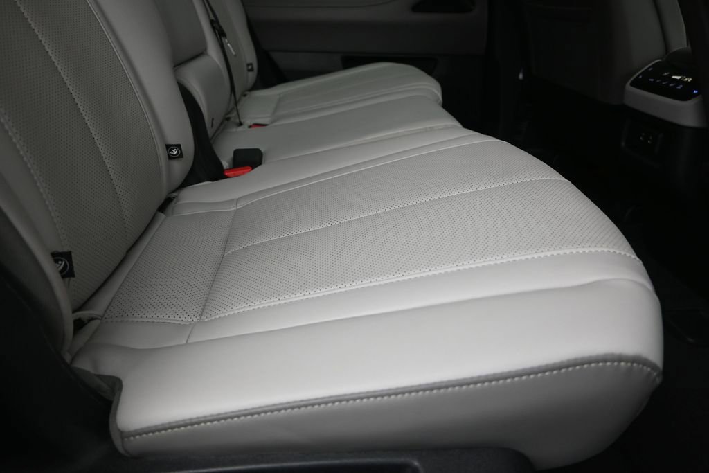 Used 2026 INFINITI QX60 Pure w/ Cargo Package FWD image 23